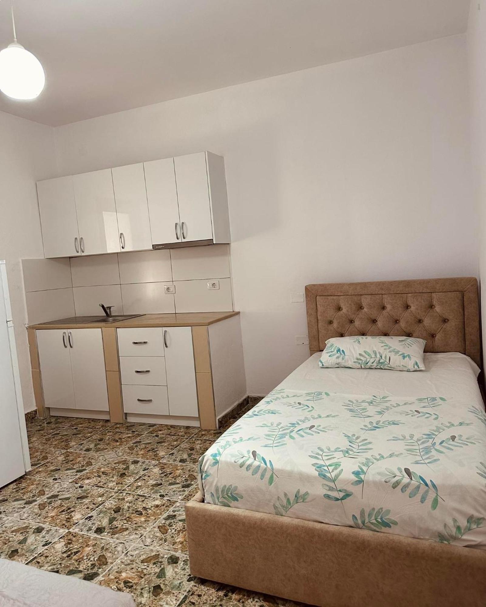 Elite Inn Vlorë Buitenkant foto