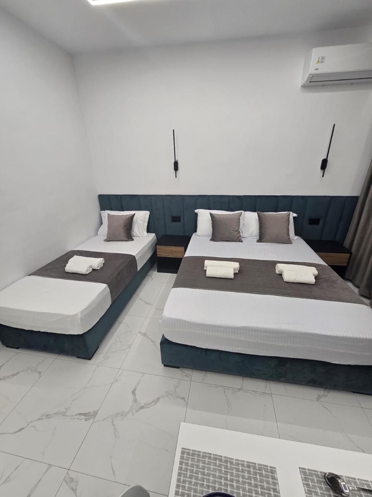Elite Inn Vlorë Buitenkant foto