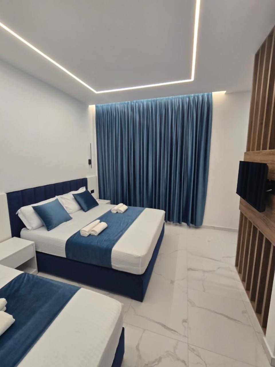 Elite Inn Vlorë Buitenkant foto