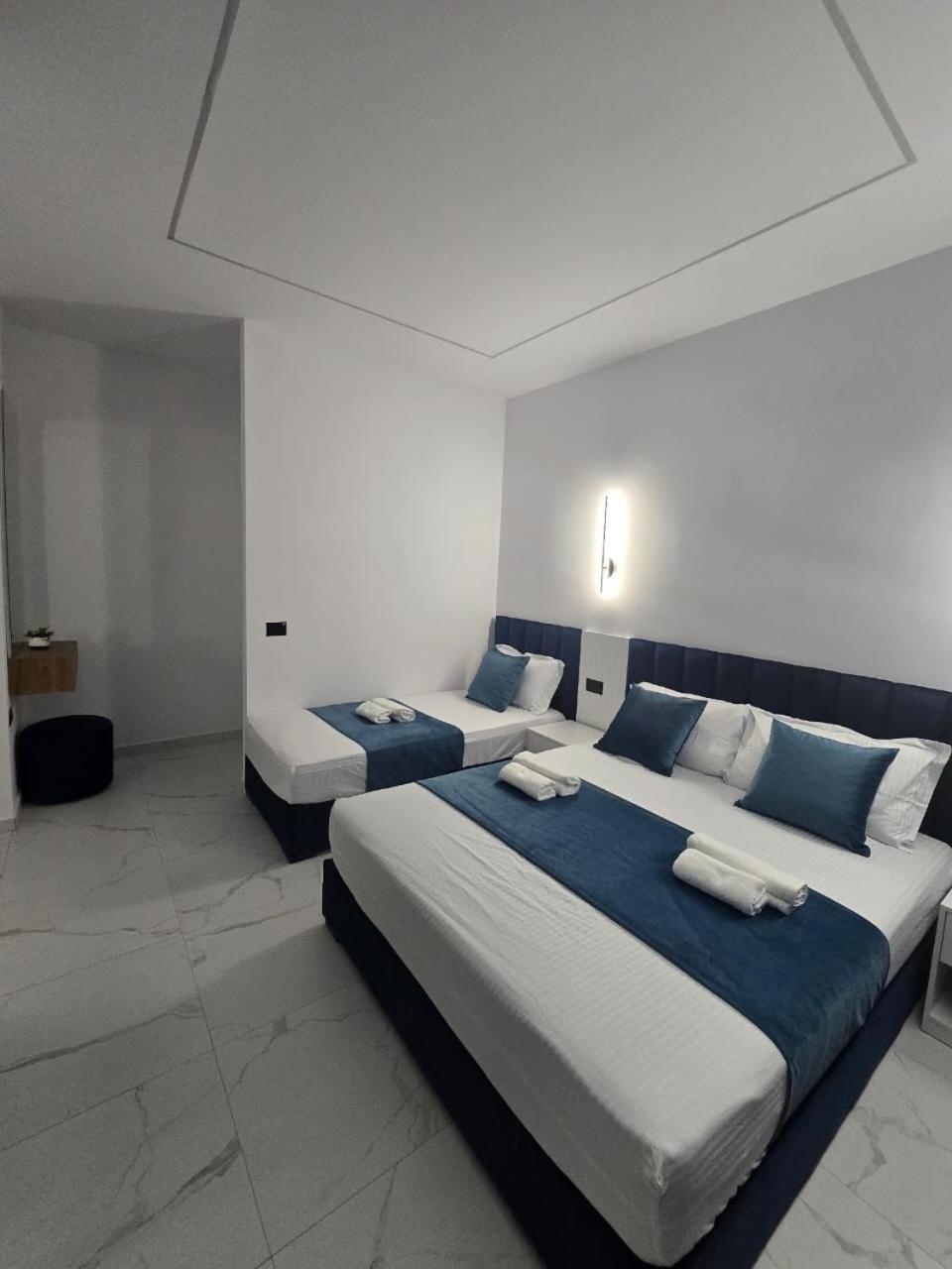 Elite Inn Vlorë Buitenkant foto