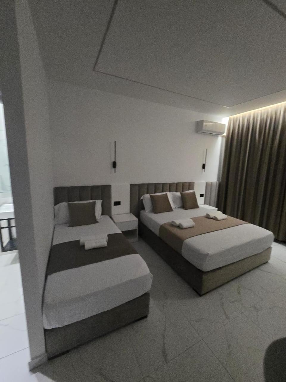 Elite Inn Vlorë Buitenkant foto