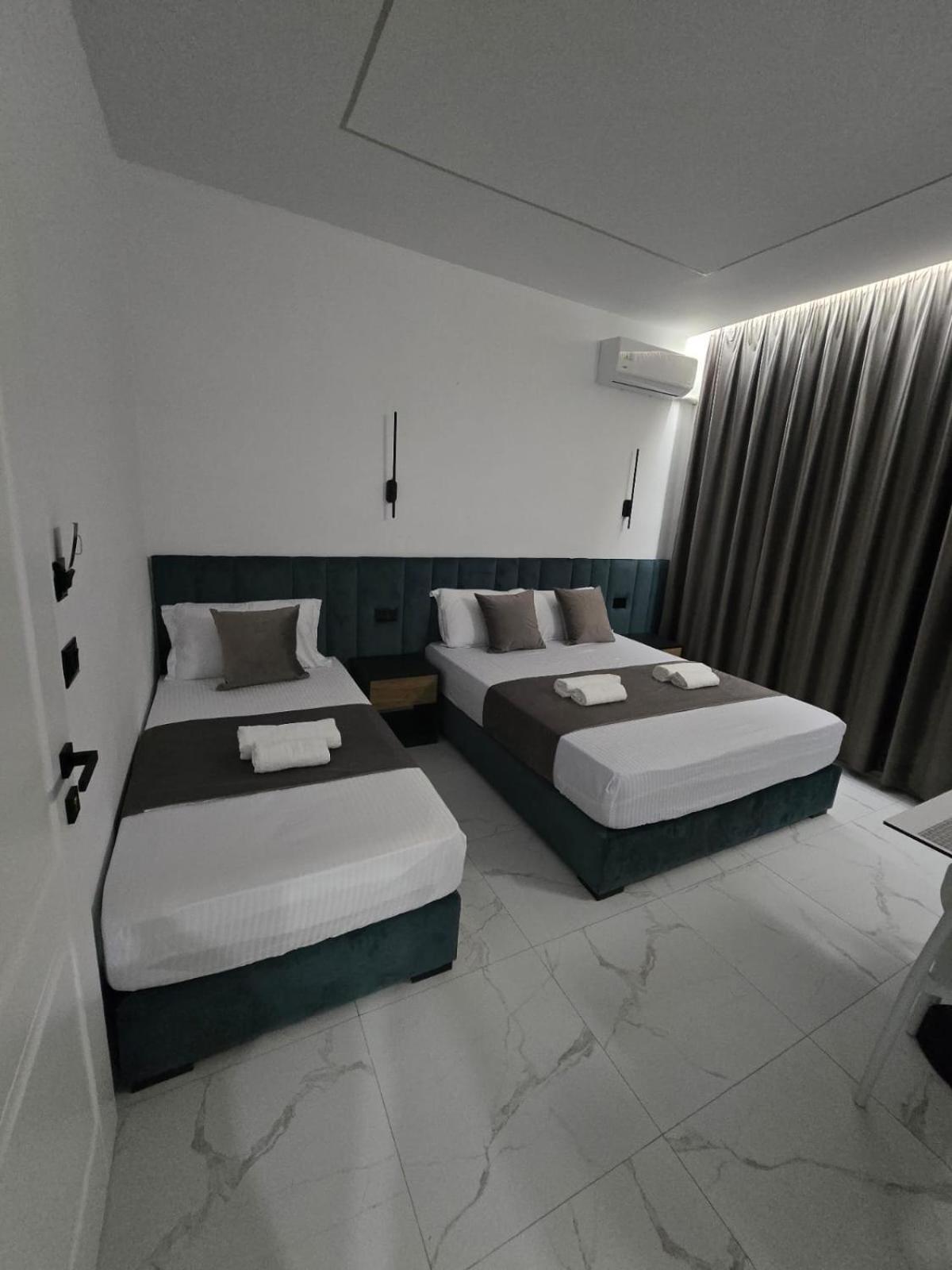Elite Inn Vlorë Buitenkant foto